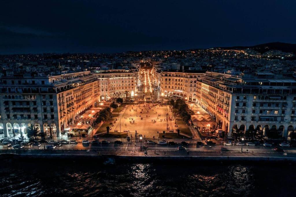 Thess Vibes @ City Center Thessaloniki Exterior photo