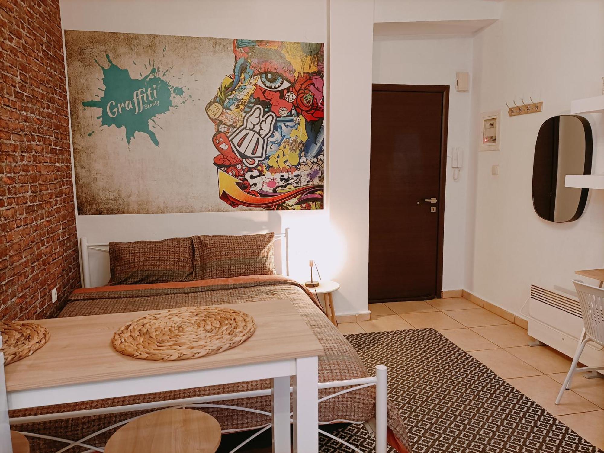 Thess Vibes @ City Center Thessaloniki Exterior photo